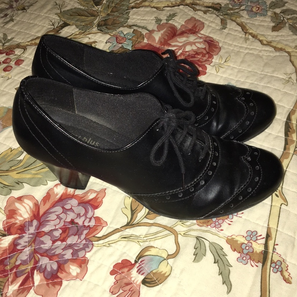 Black Oxford Heels